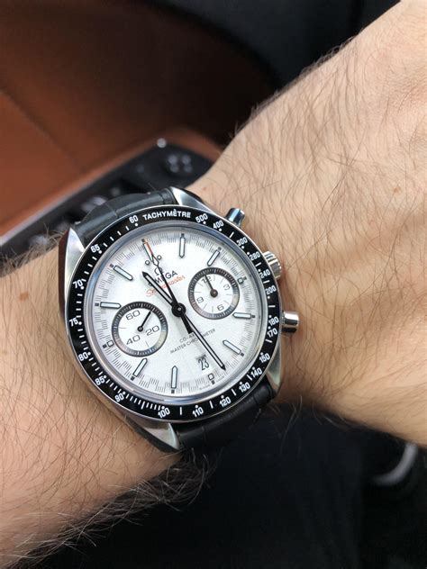 omega speedmaster racer